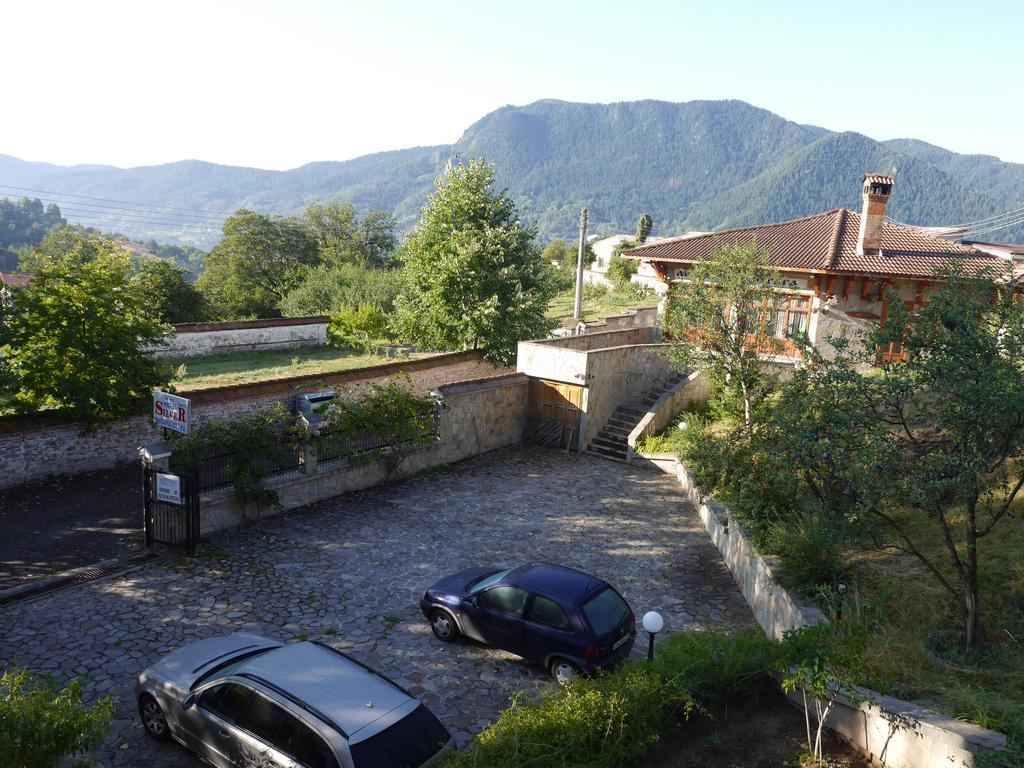 Family Hotel Silver Smoljan Esterno foto