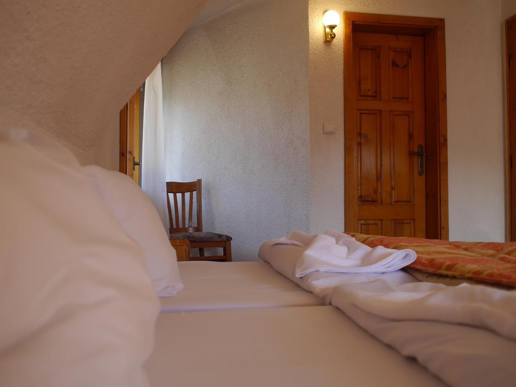 Family Hotel Silver Smoljan Esterno foto